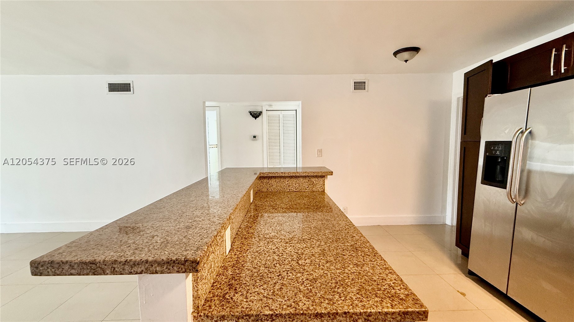 RIVERSIDE CONDO - Residential Lease