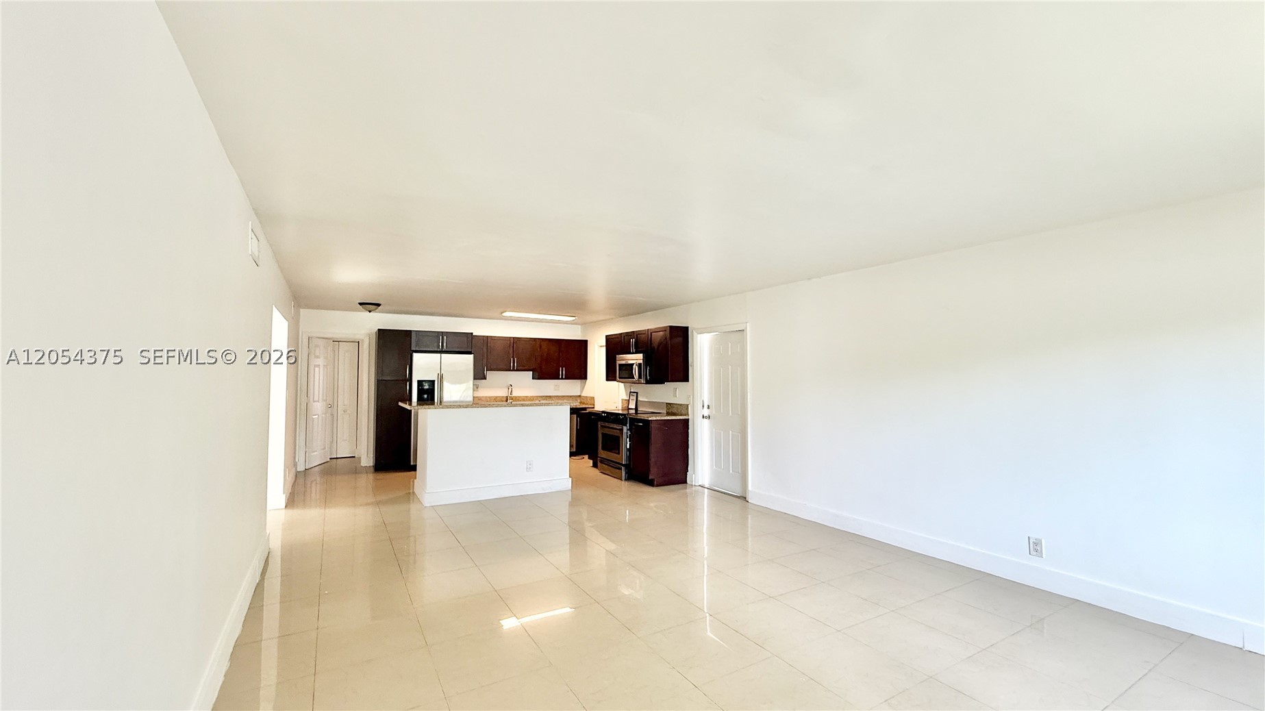 RIVERSIDE CONDO - Residential Lease