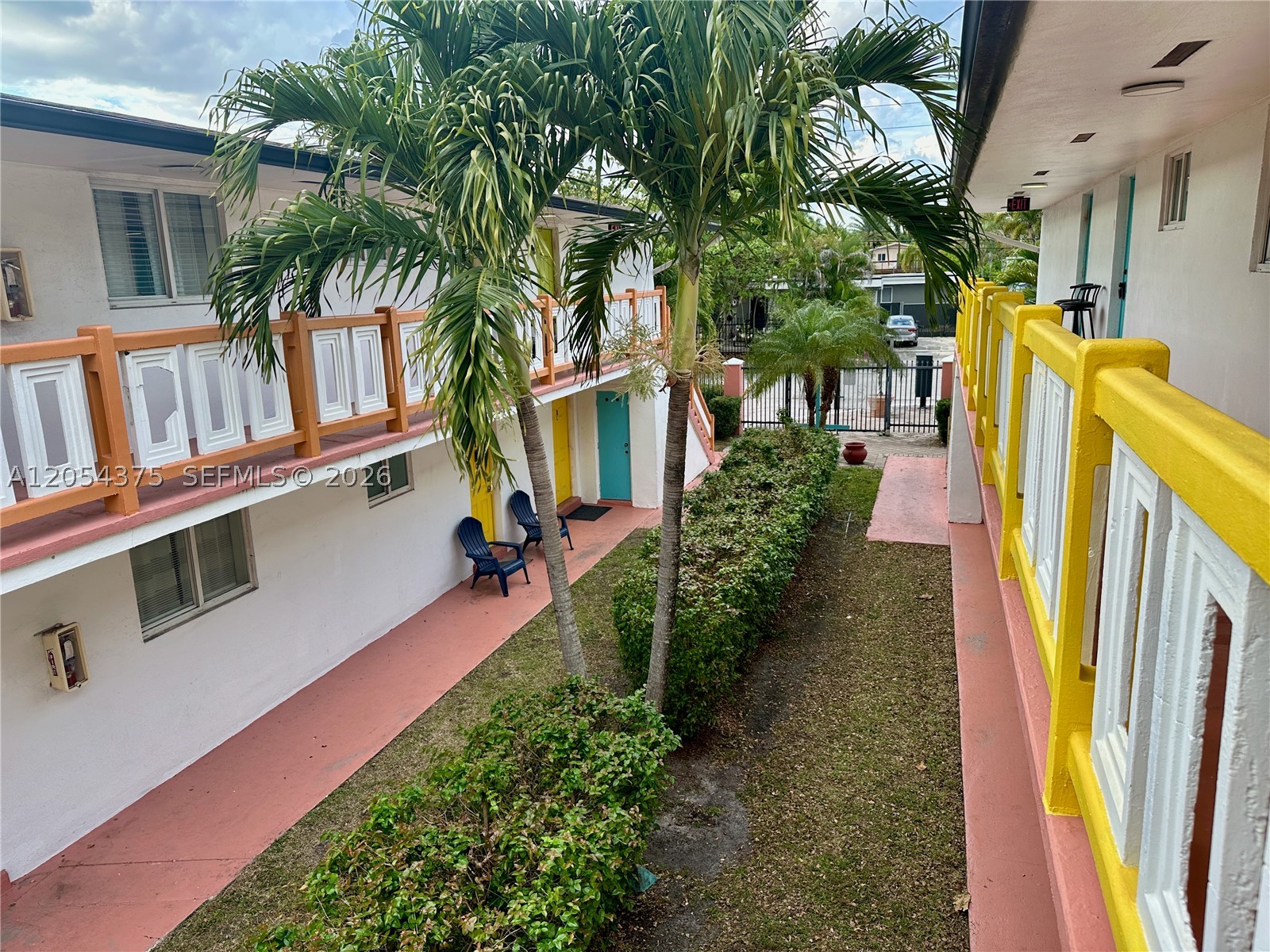 RIVERSIDE CONDO - Residential Lease