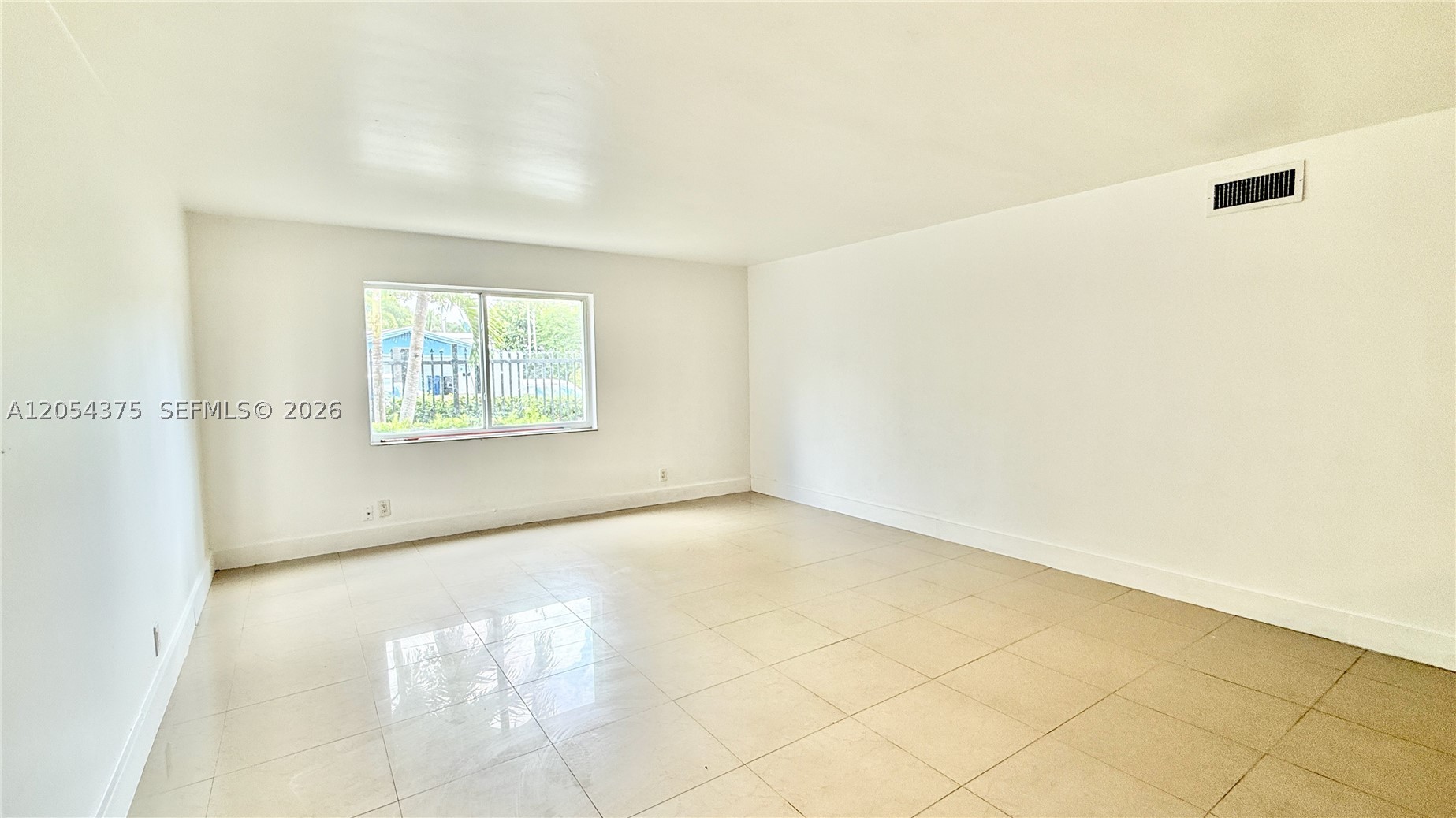 RIVERSIDE CONDO - Residential Lease