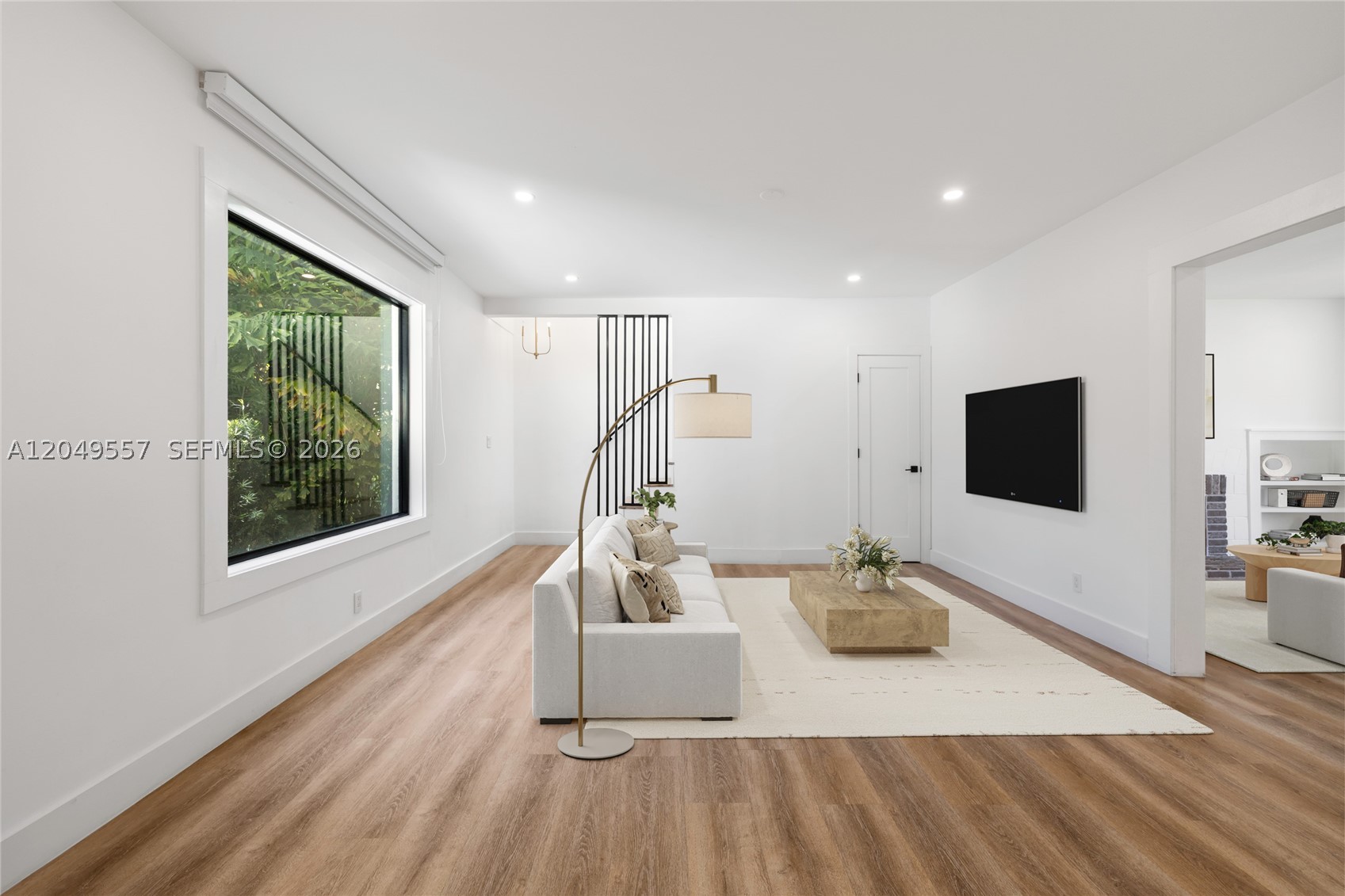 ROYAL PALM VILLAS - Residential