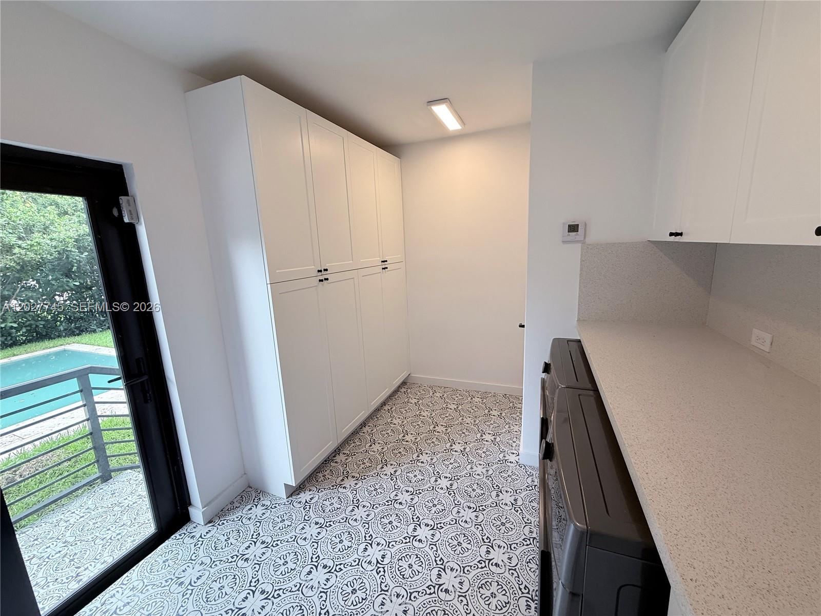C GAB GRANADA SEC REV - Residential