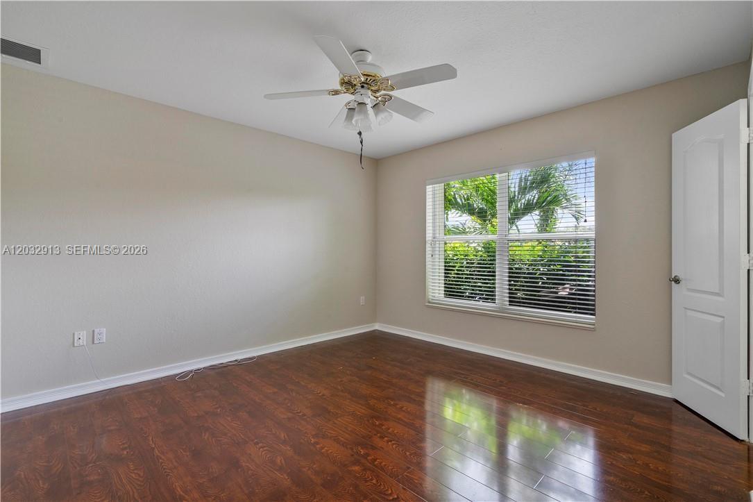 HIDDEN HAMMOCKS ESTATES - Residential Lease