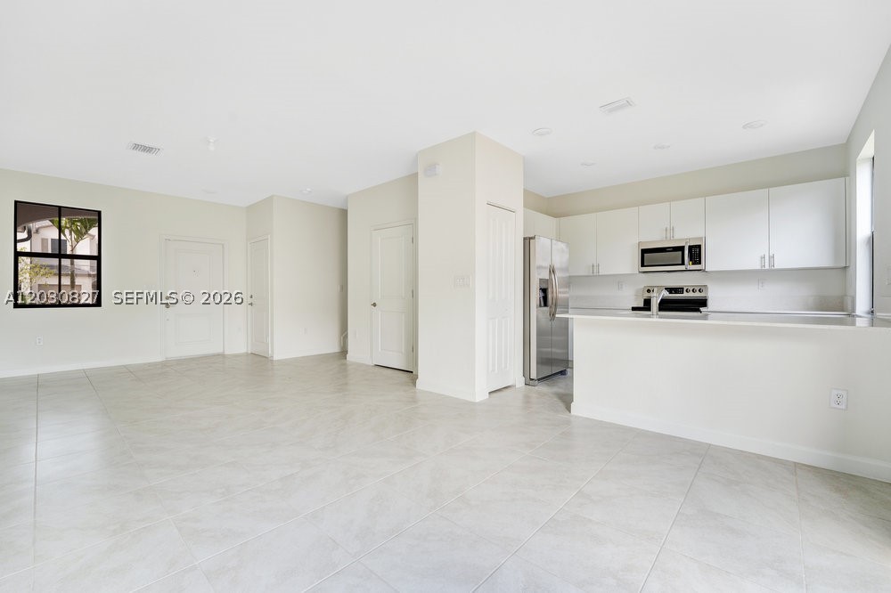 SIENA RESERVE - Residential Lease