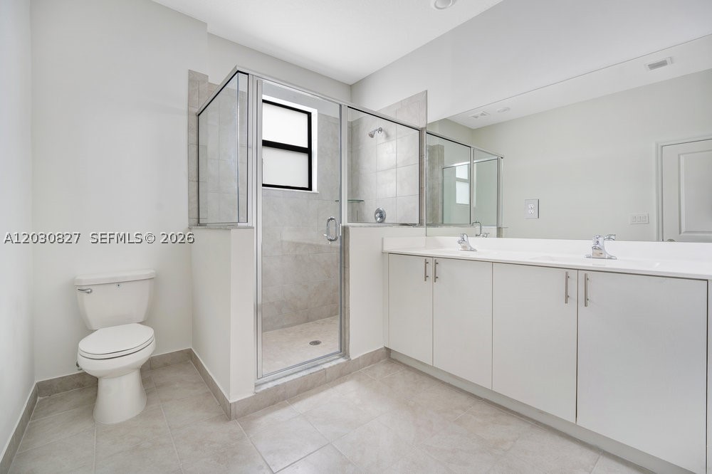 SIENA RESERVE - Residential Lease