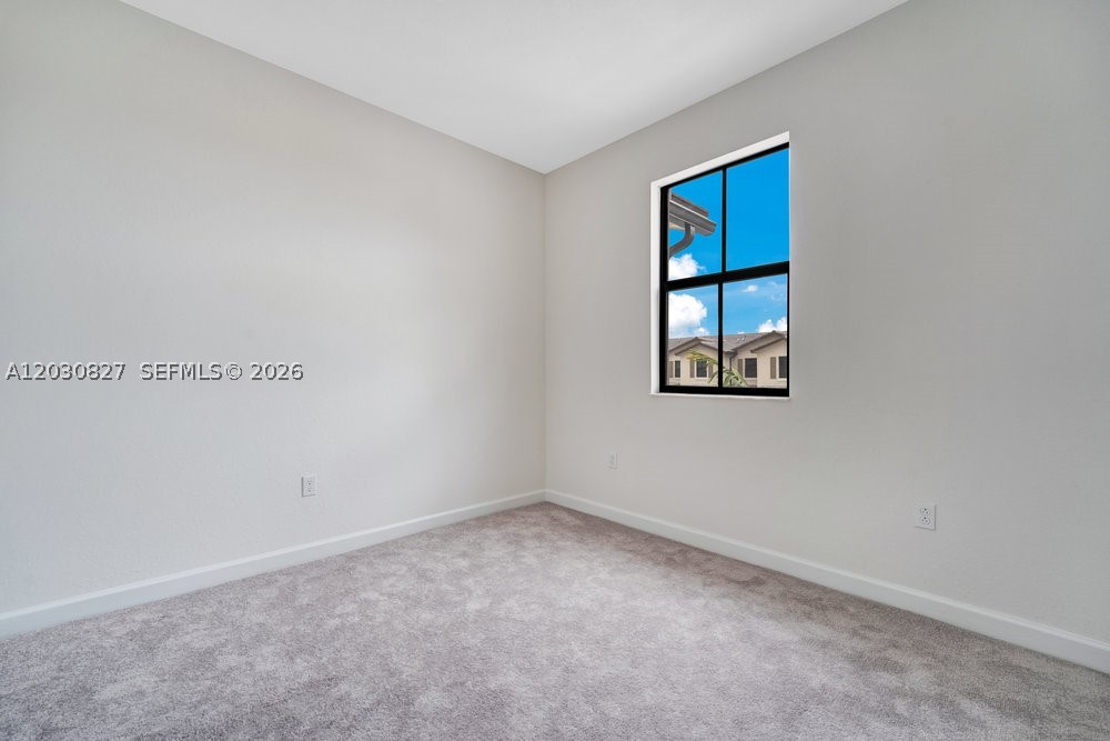 SIENA RESERVE - Residential Lease
