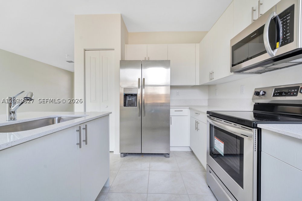 SIENA RESERVE - Residential Lease