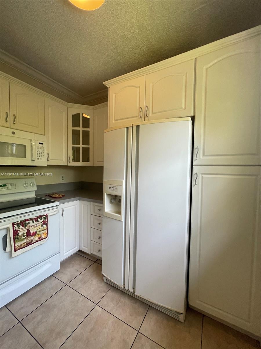 WATERS EDGE AT DEERFIELD - Residential Lease