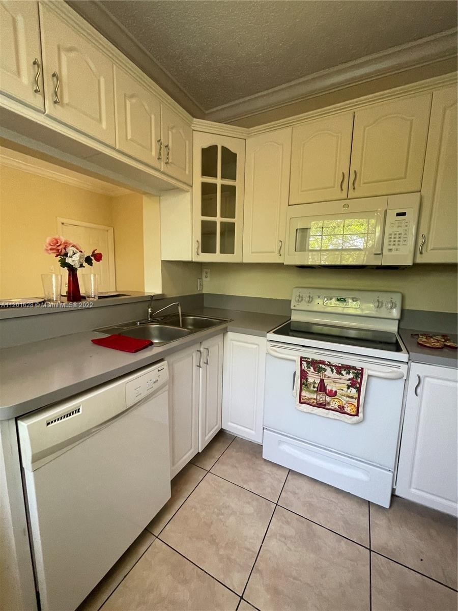 WATERS EDGE AT DEERFIELD - Residential Lease