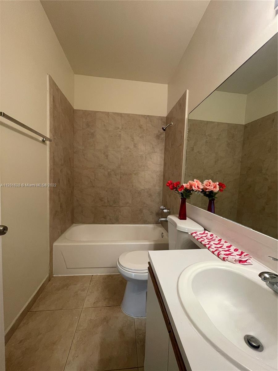 WATERS EDGE AT DEERFIELD - Residential Lease