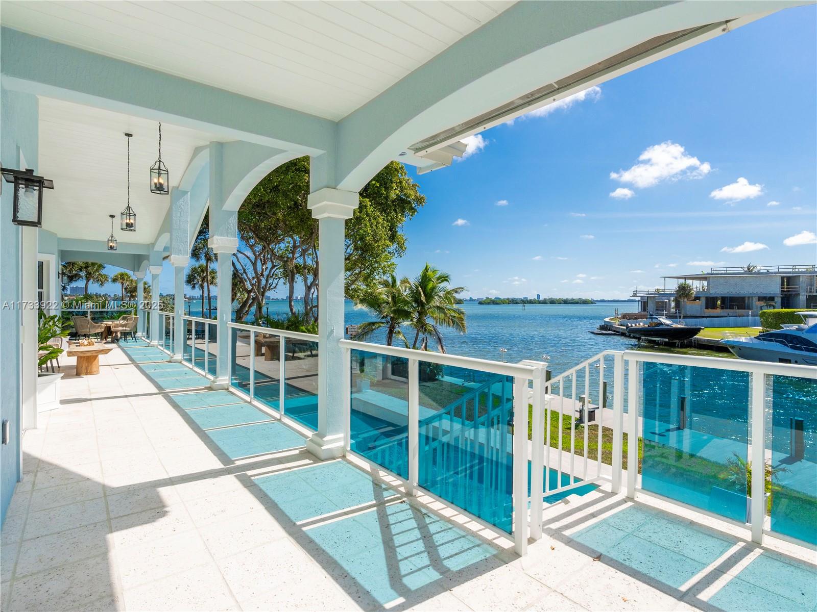 BELLE MEADE ISLAND - Residential