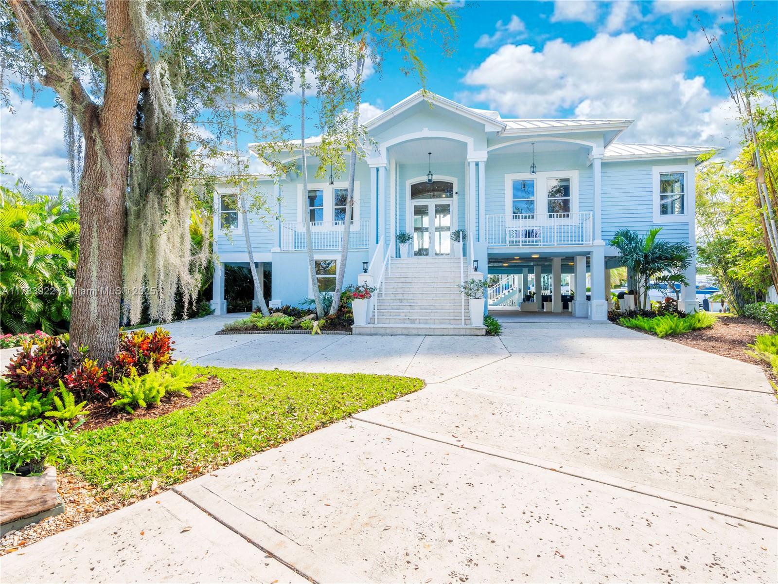 BELLE MEADE ISLAND - Residential