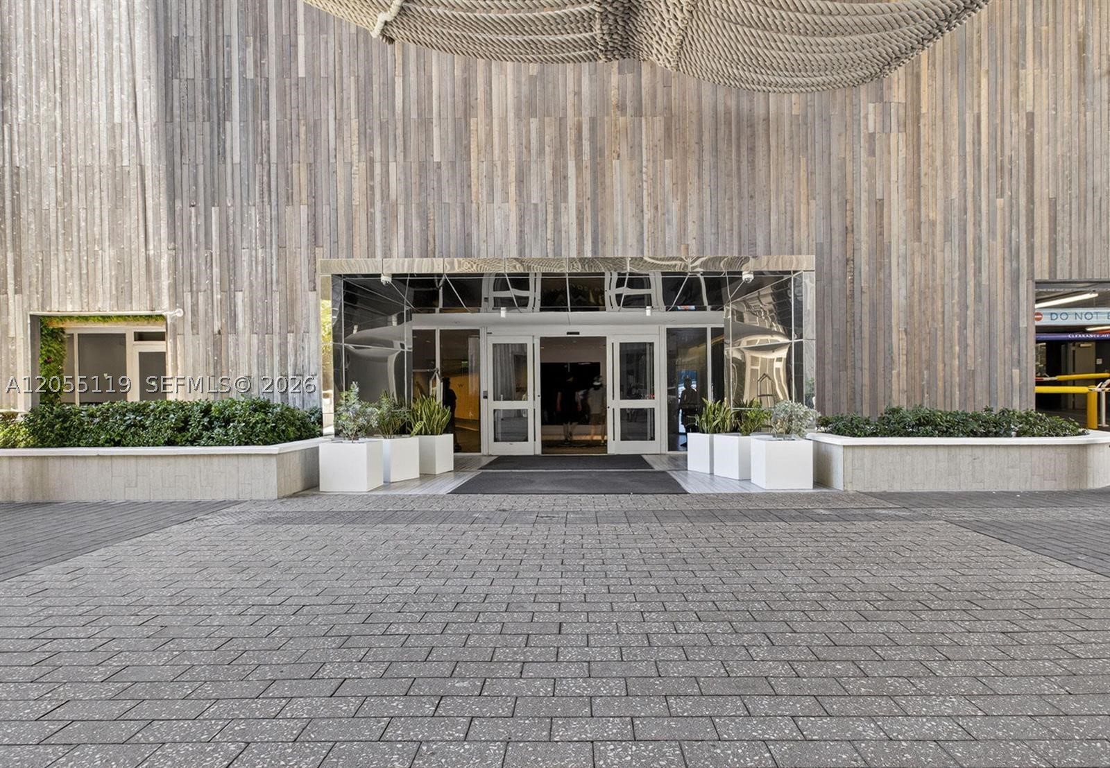FORT LAUDERDALE RESIDENCE - Residential