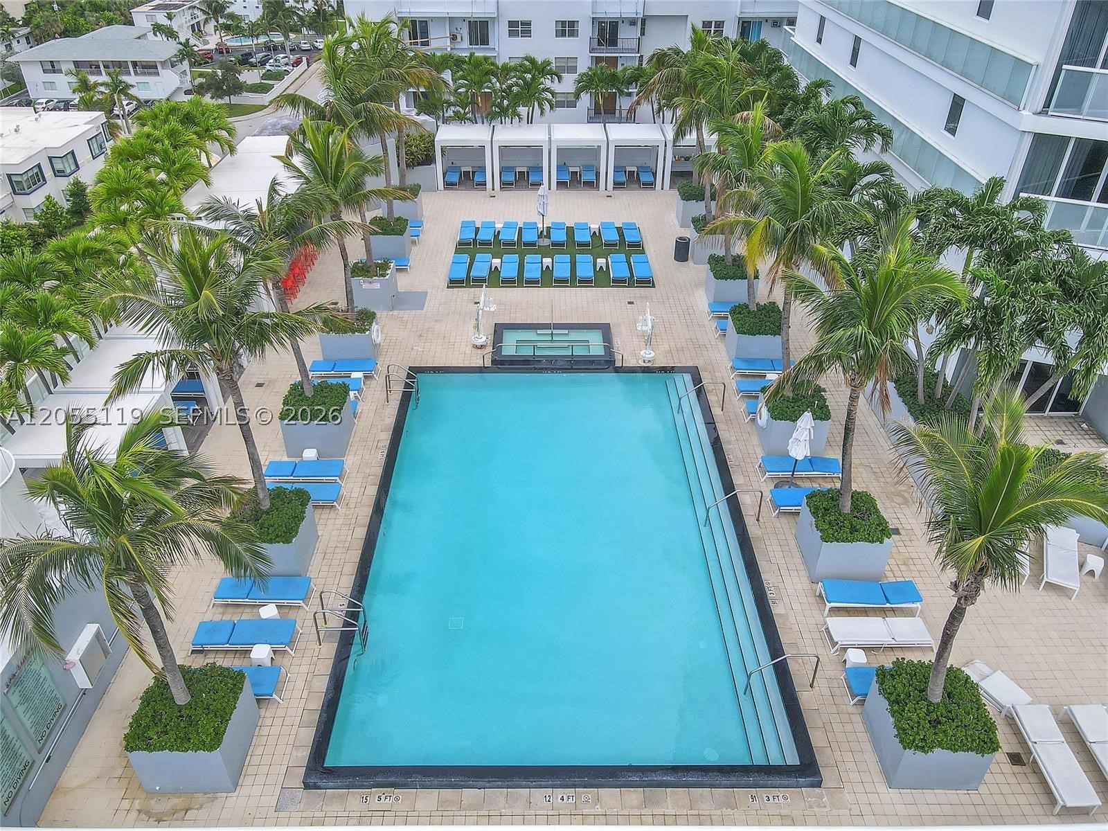 FORT LAUDERDALE RESIDENCE - Residential