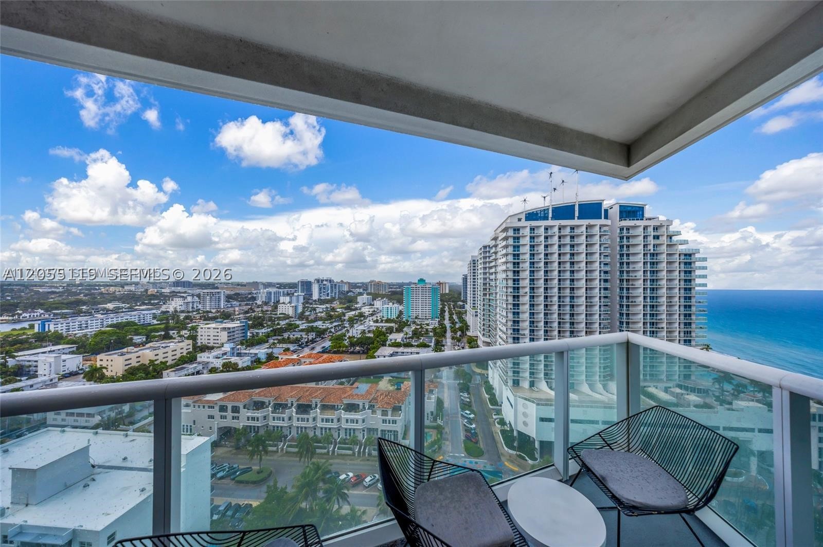 FORT LAUDERDALE RESIDENCE - Residential