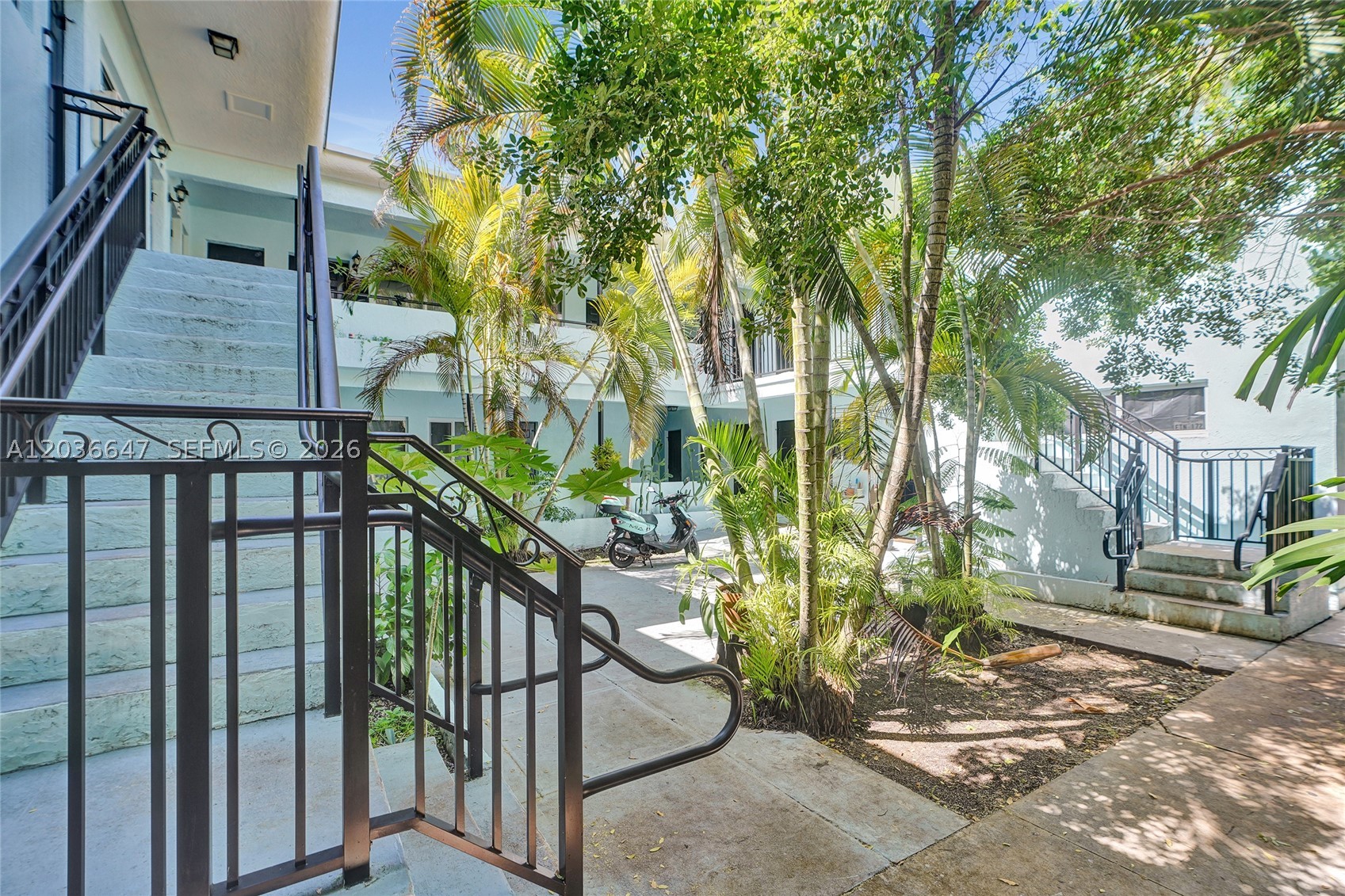 NORMANDY WATERWAY SUB - Residential Lease
