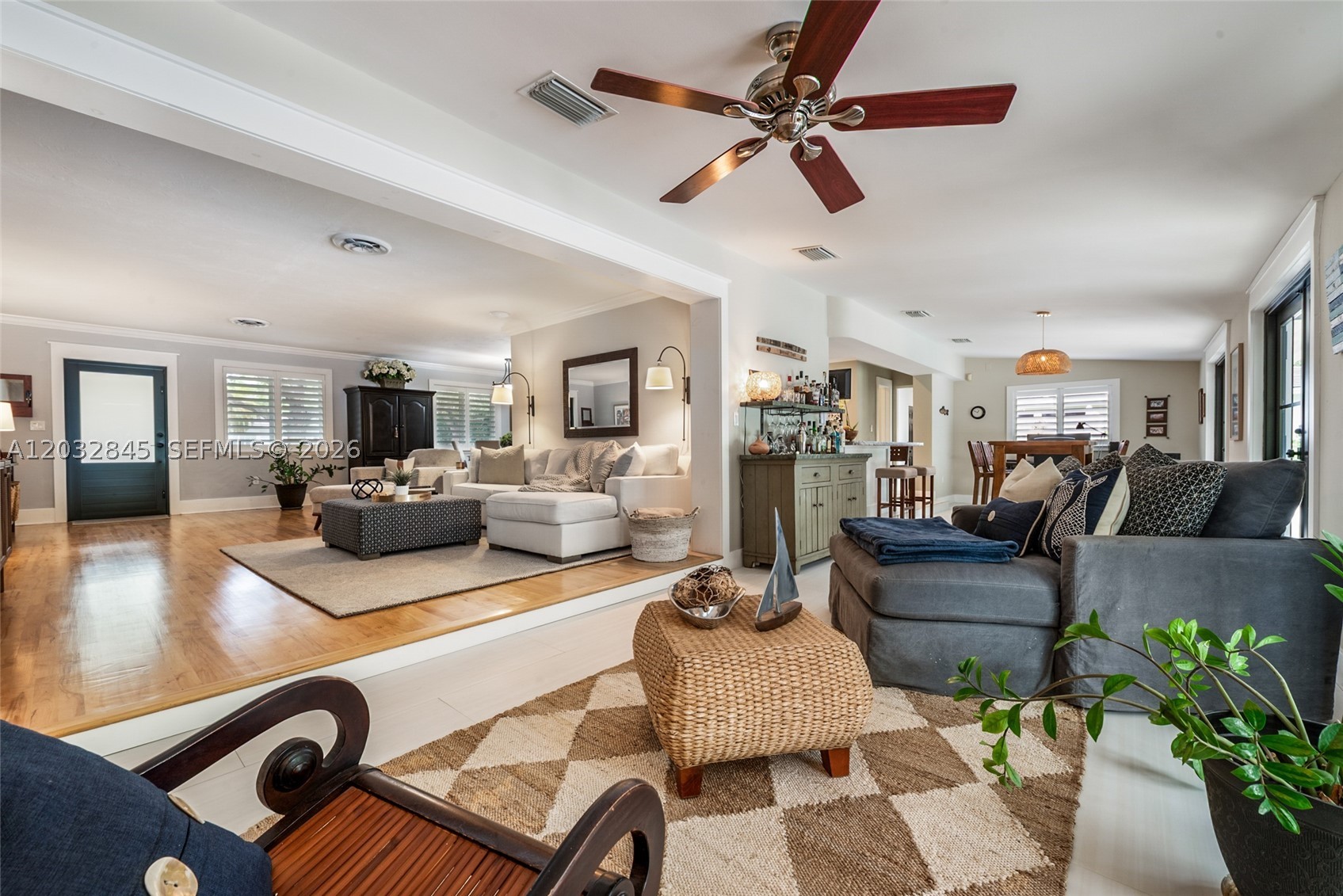 HALLMARK HGTS ESTS - Residential