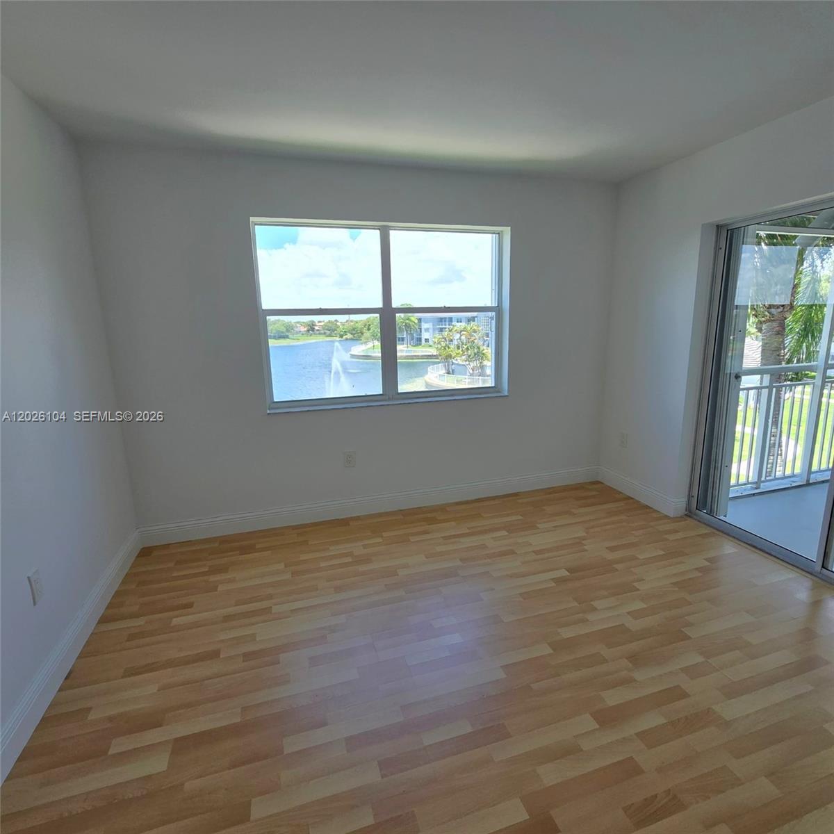 LE CLUB AT OLD CUTLER CON - Residential Lease