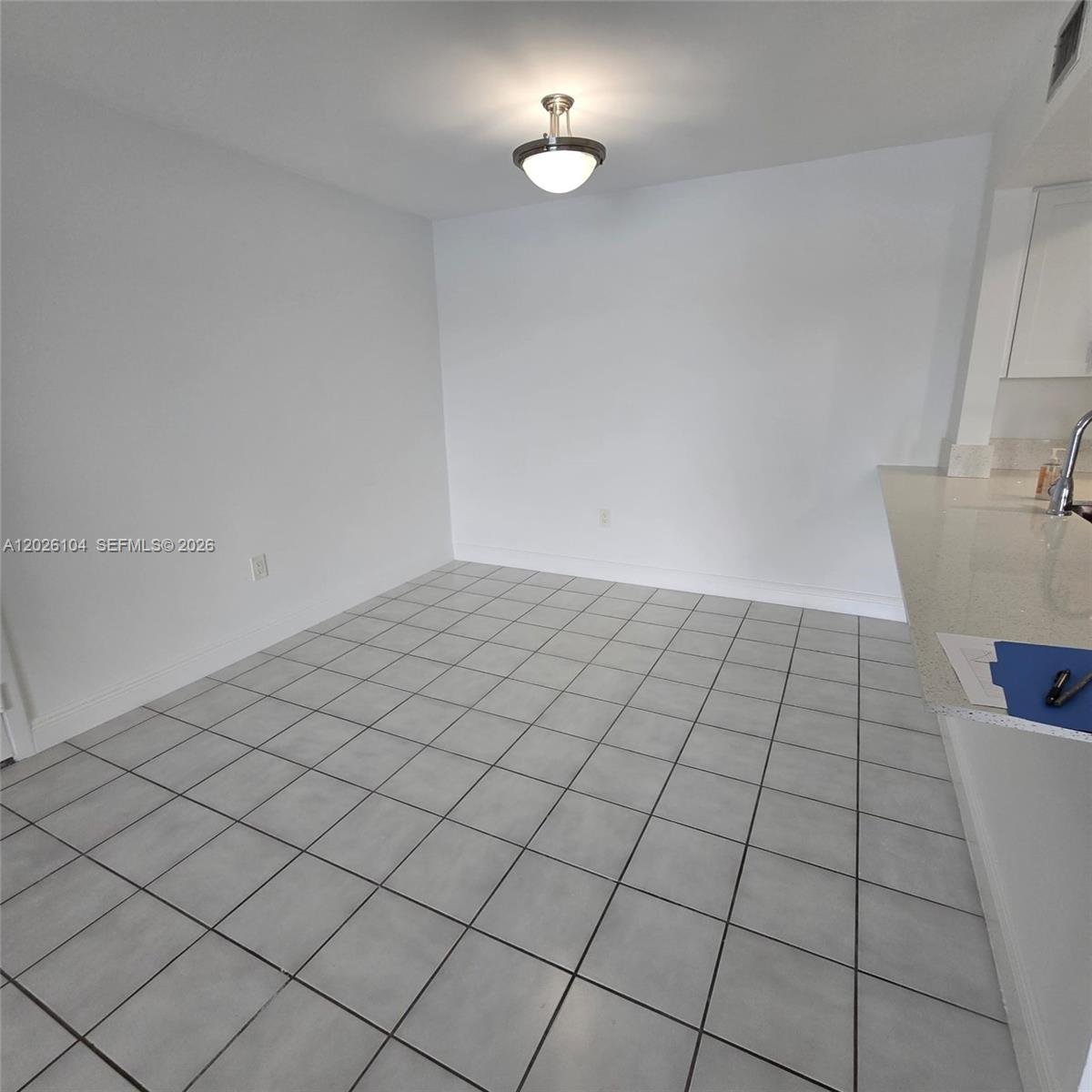 LE CLUB AT OLD CUTLER CON - Residential Lease