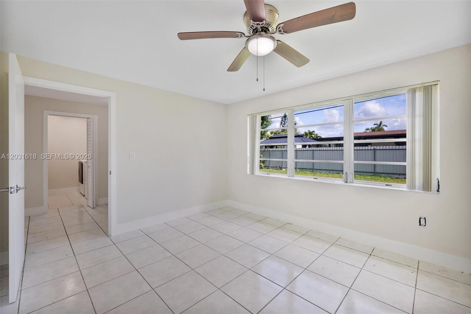 HMSTD LAKE PARK HOMES - Residential Lease