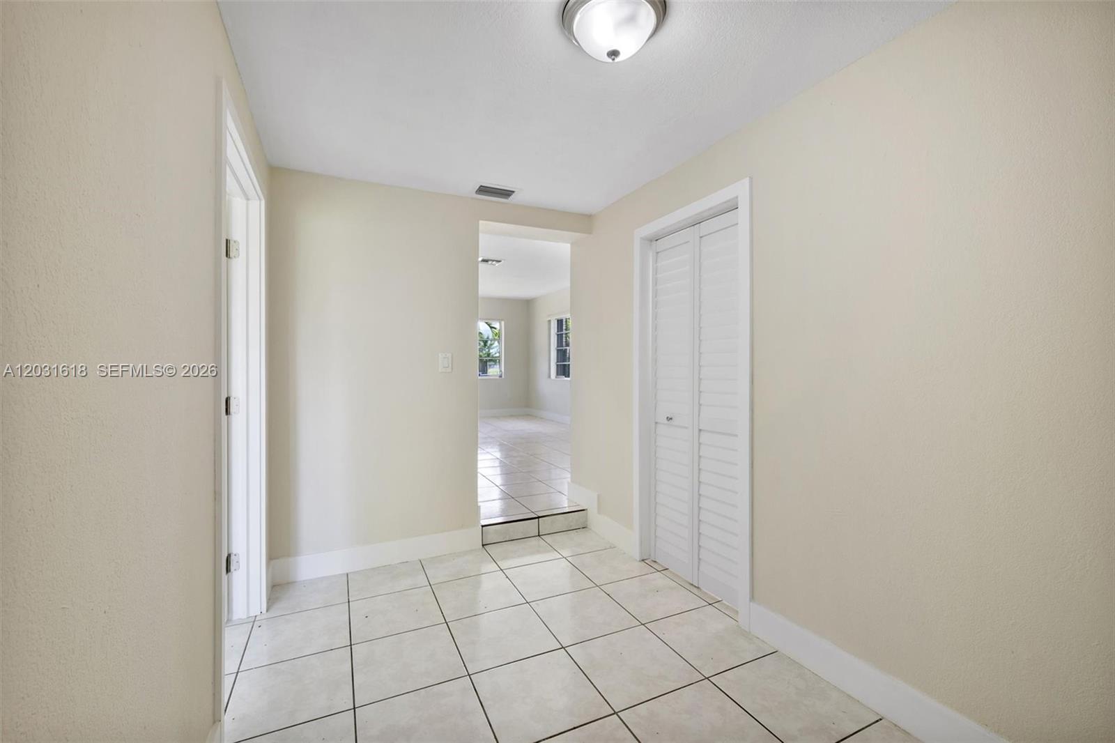 HMSTD LAKE PARK HOMES - Residential Lease