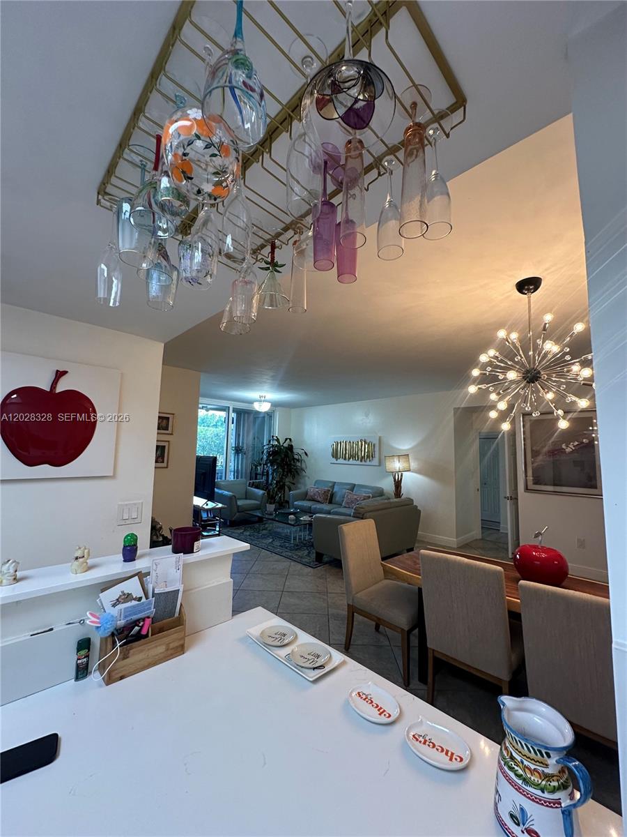 DORAL HOUSE CONDO NO 1 - Residential
