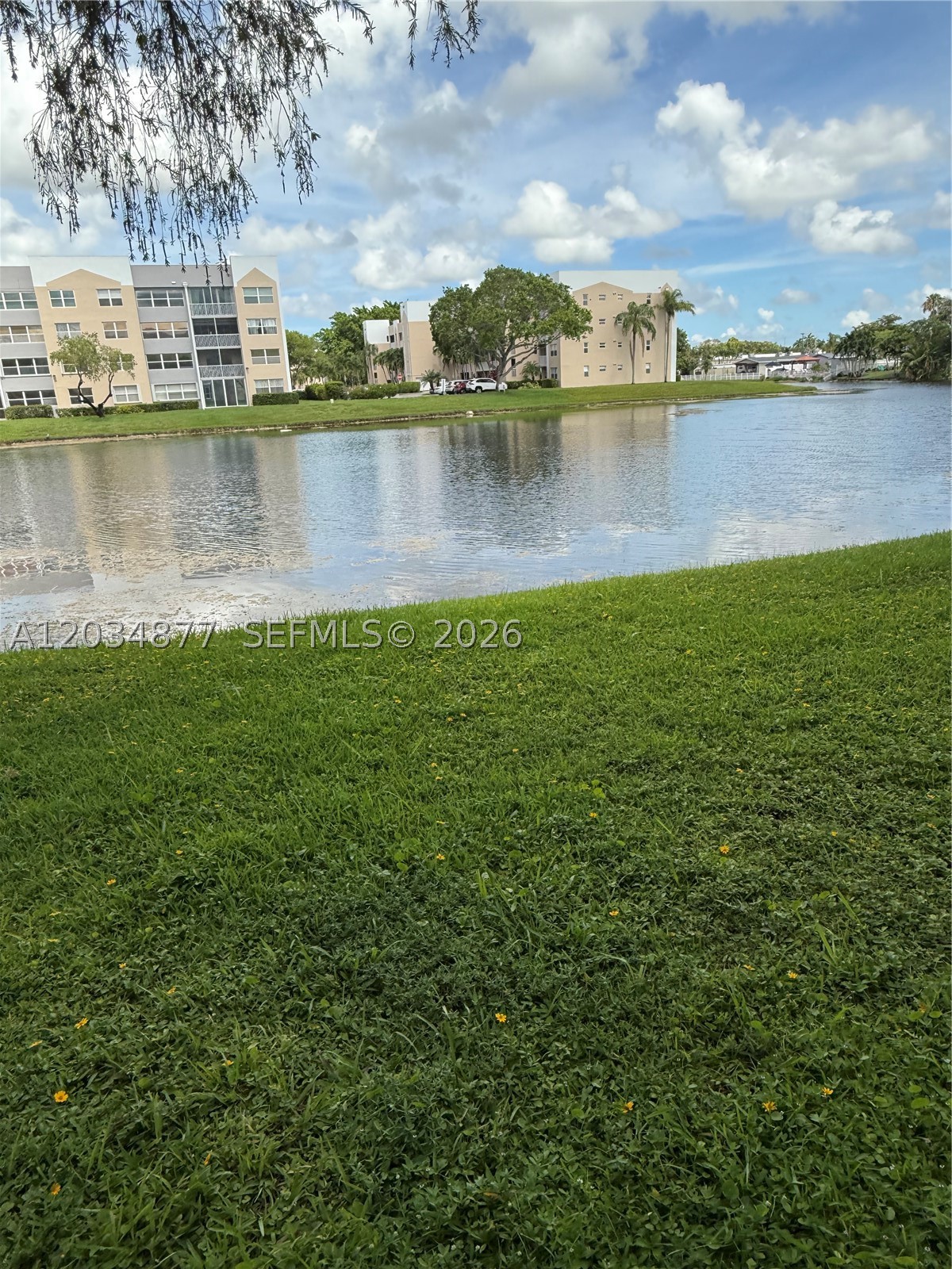 SUNRISE LAKES 204 CONDO - Residential