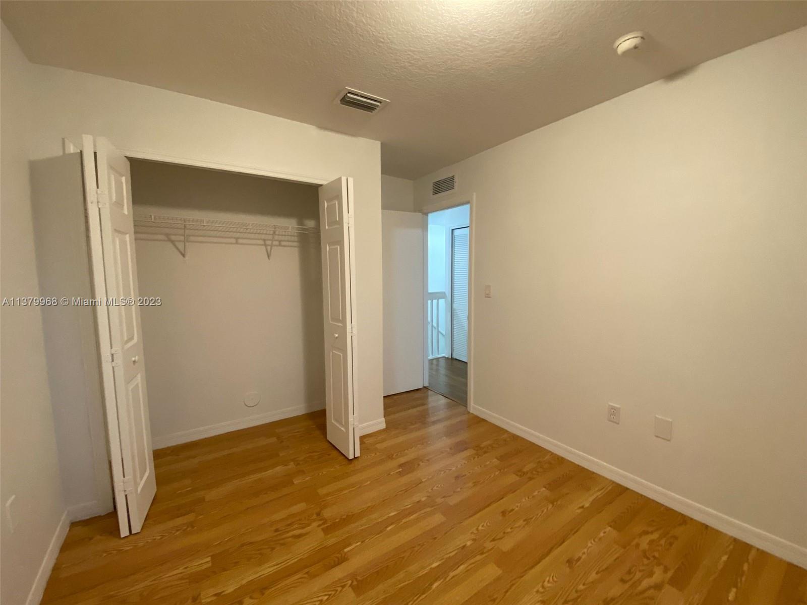 VENETIA GROVE - Residential