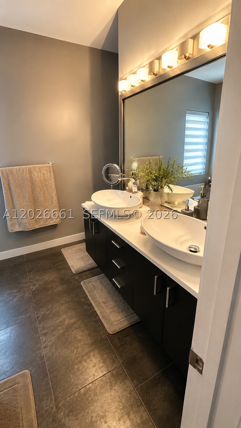 POD 12 AT MONARCH LAKES - Residential