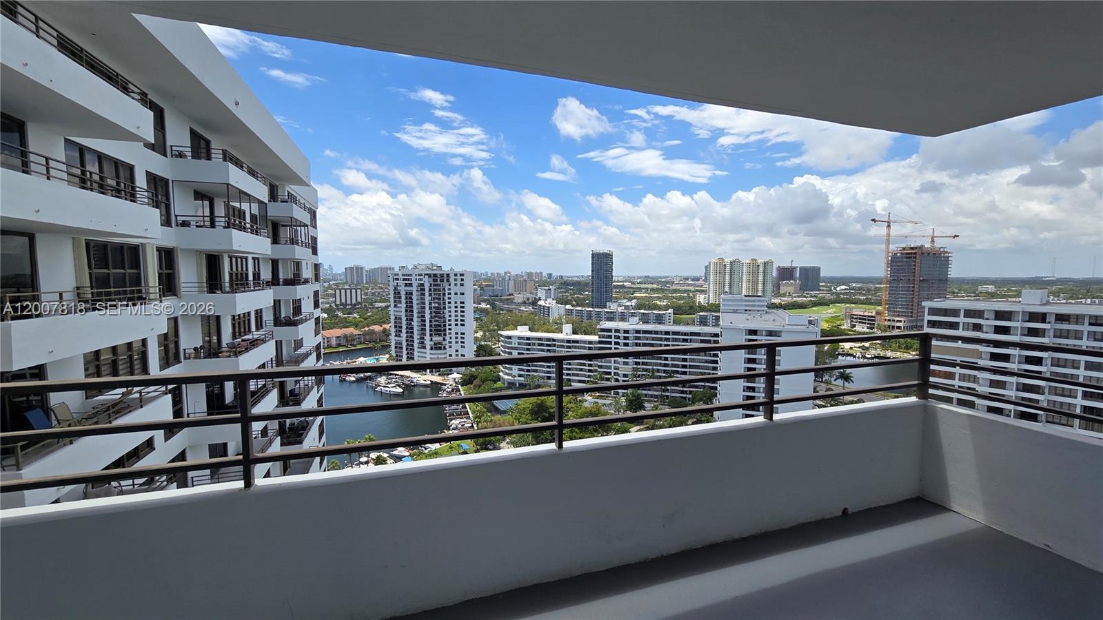 OLYMPUS CONDO PHASE C - Residential