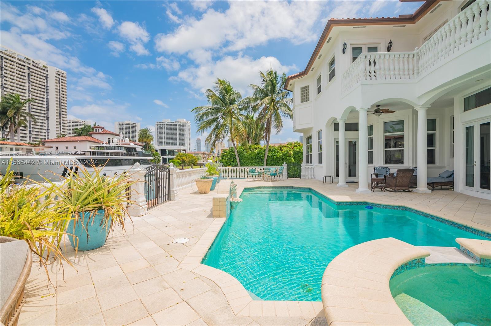 EASTERN SHORES 1ST ADD - Residential