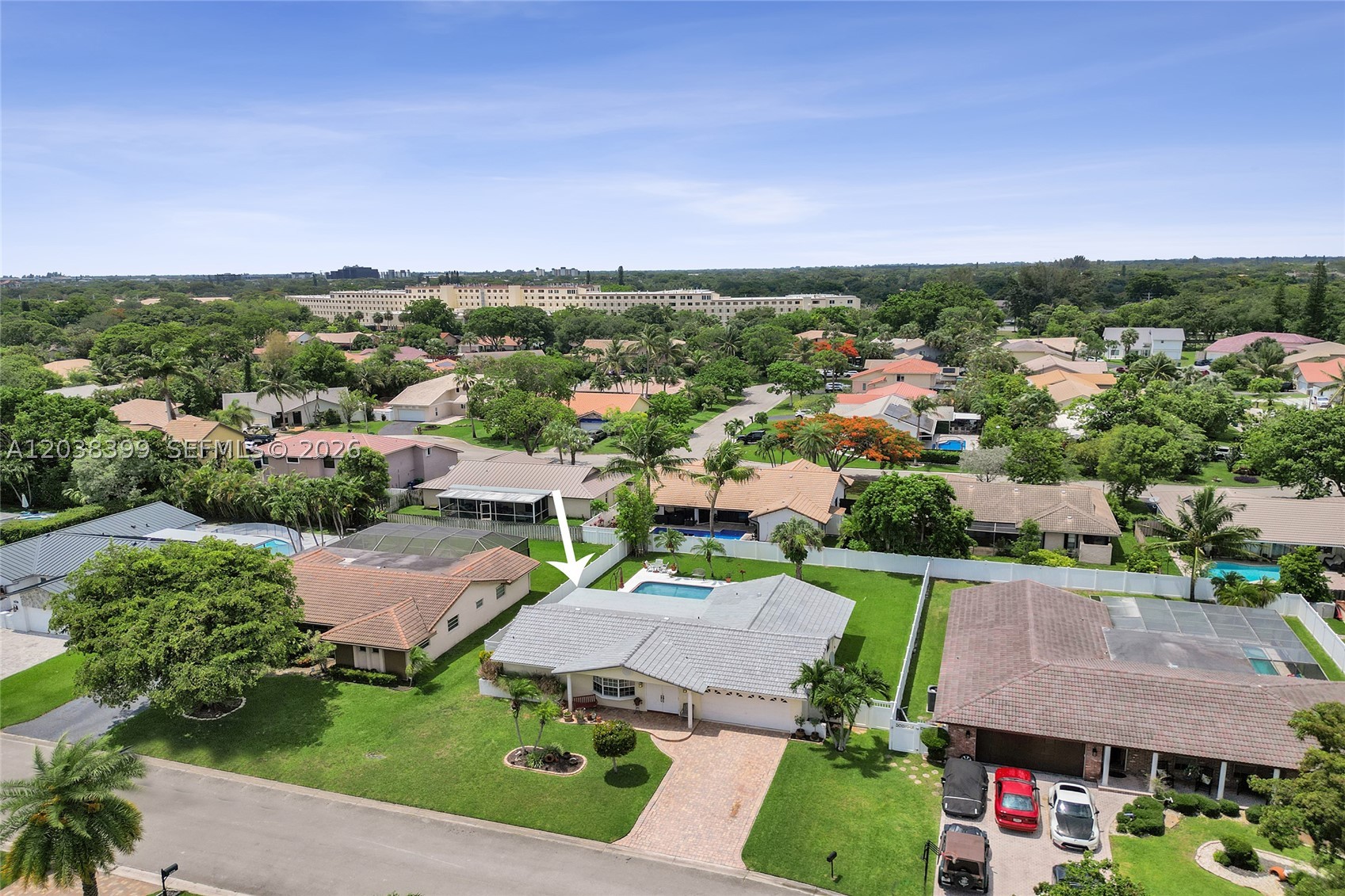 RAMBLEWOOD - Residential