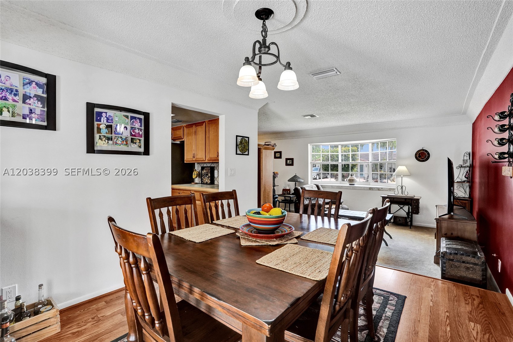 RAMBLEWOOD - Residential