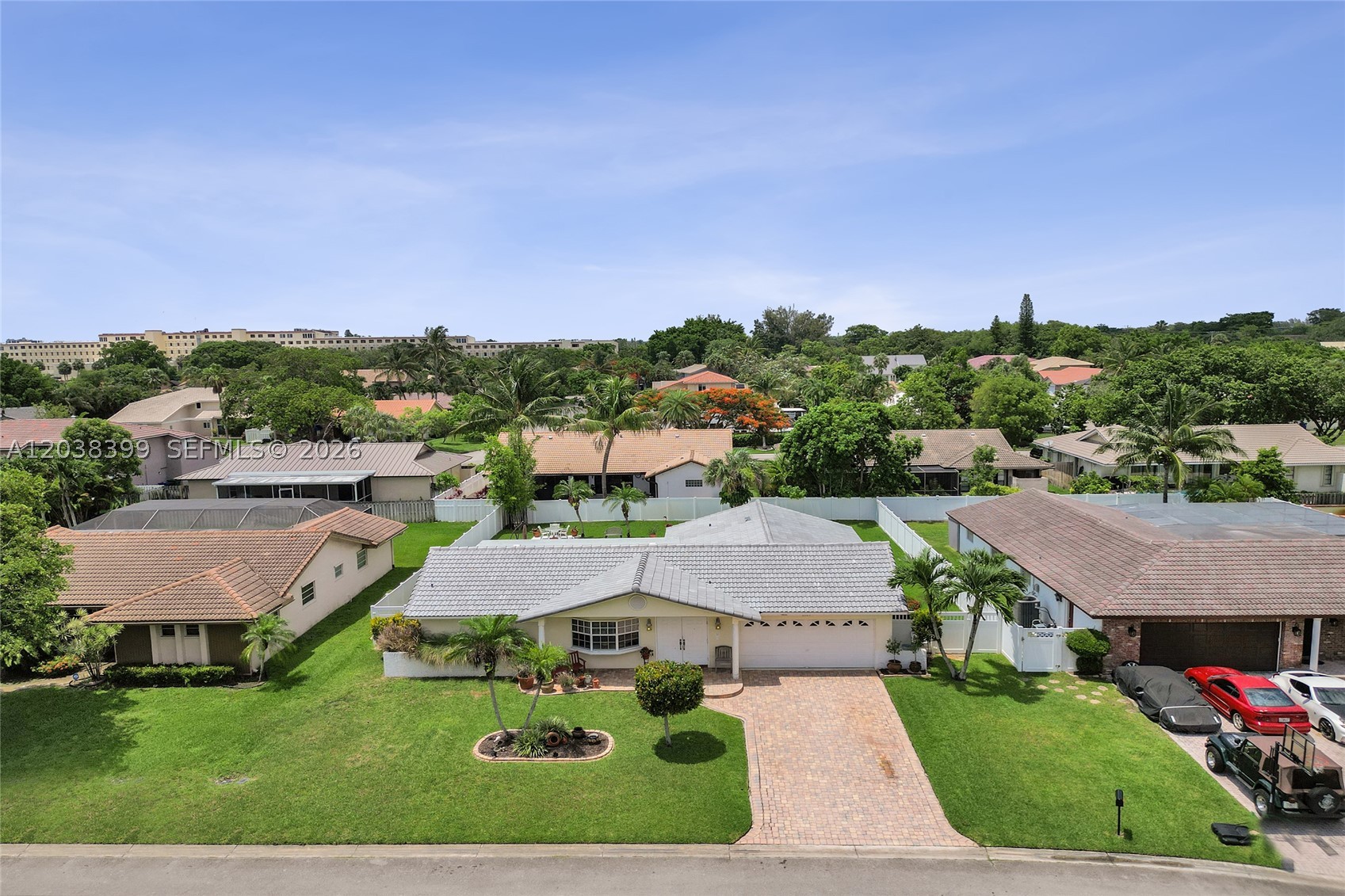 RAMBLEWOOD - Residential