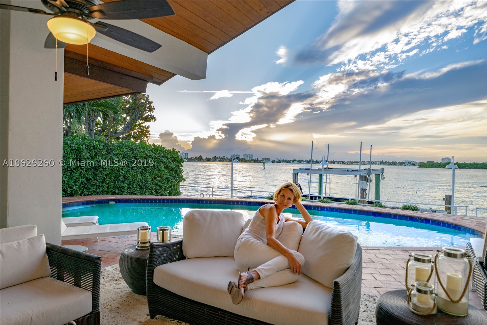 BAY HARBOR ISLAND - Residential