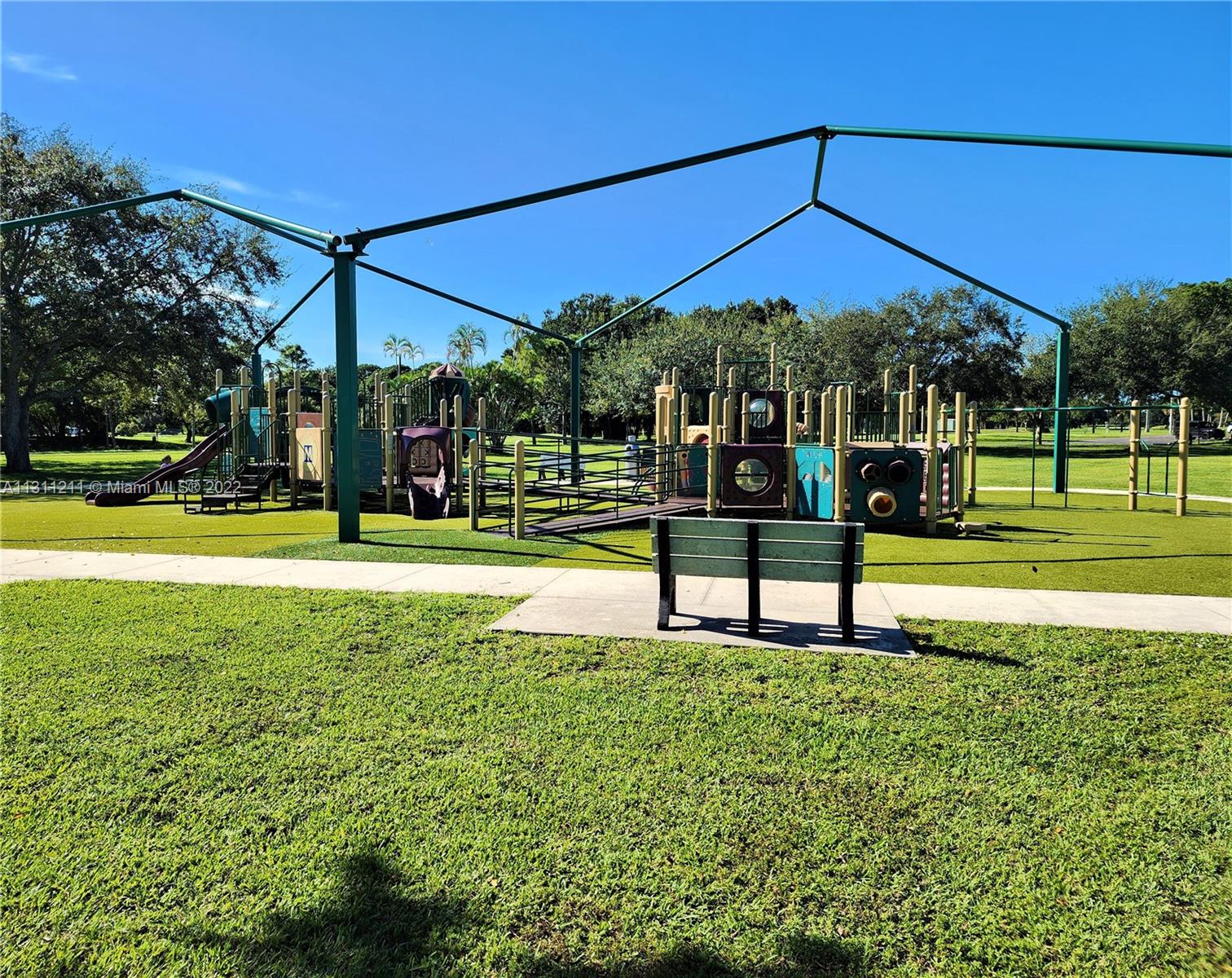 PLANTATION PARK 9 ADD - Residential