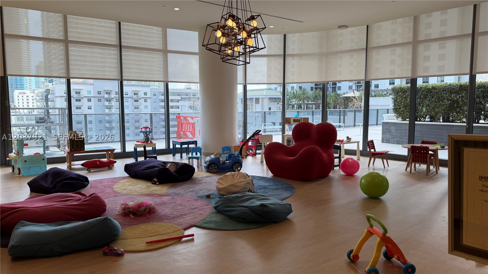 BRICKELL HEIGHTS EAST CON - Residential Lease