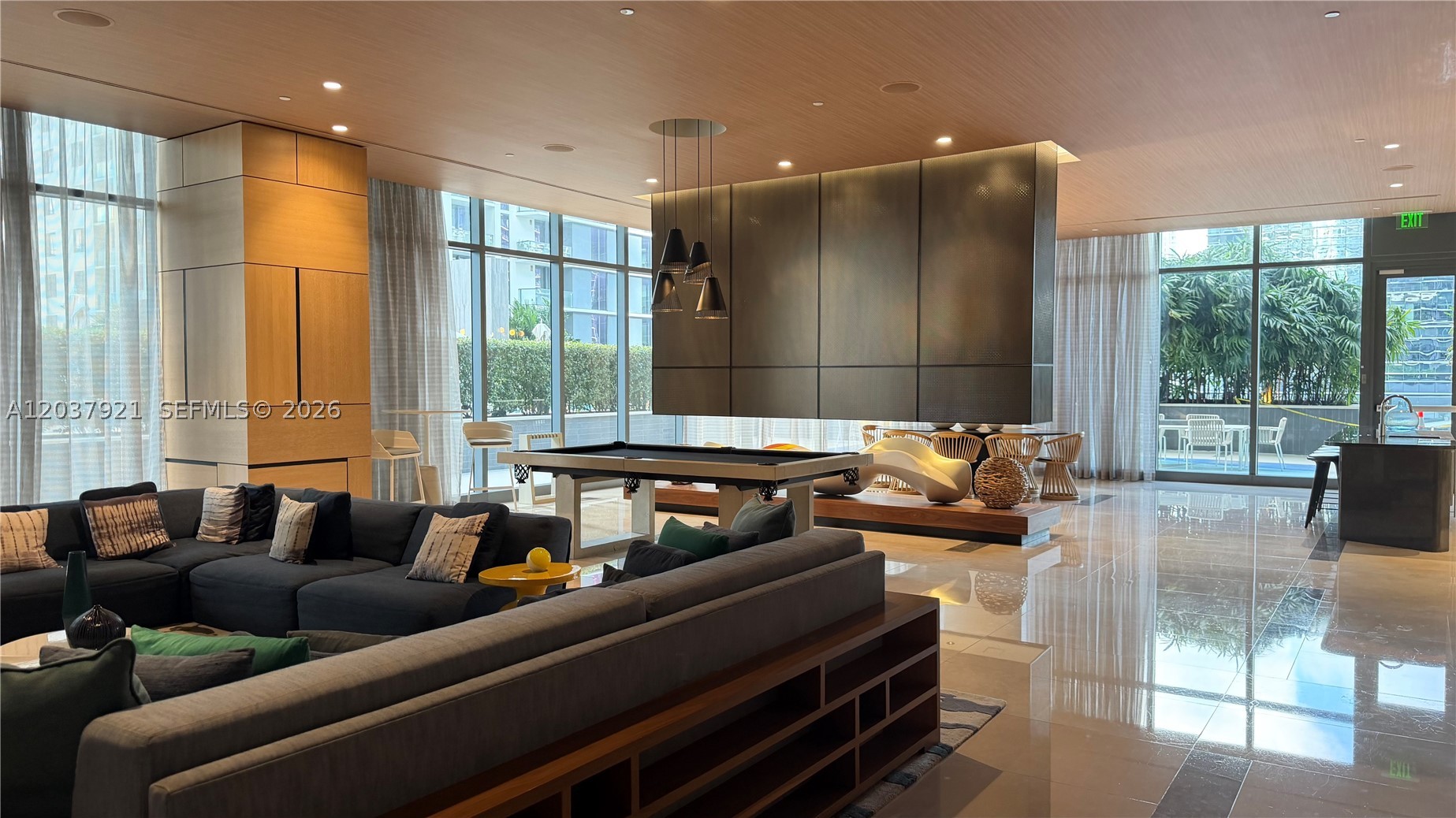 BRICKELL HEIGHTS EAST CON - Residential Lease