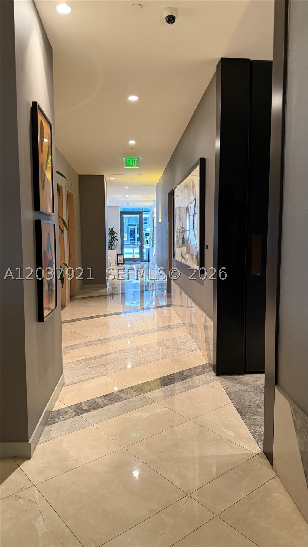 BRICKELL HEIGHTS EAST CON - Residential Lease