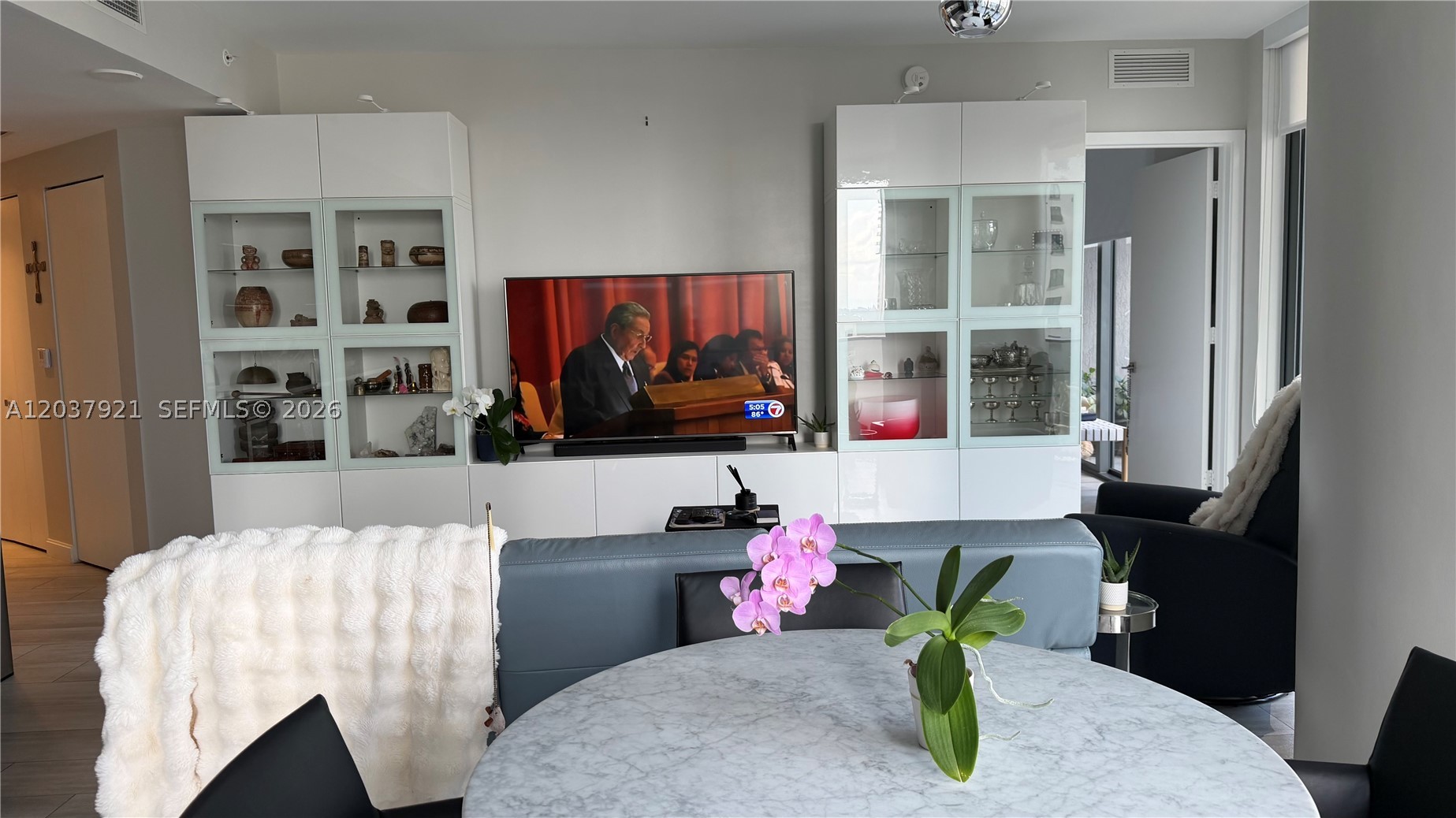 BRICKELL HEIGHTS EAST CON - Residential Lease