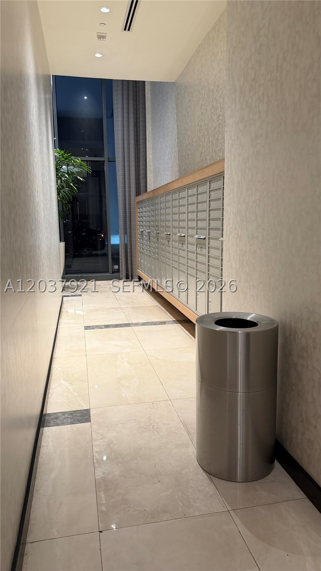 BRICKELL HEIGHTS EAST CON - Residential Lease
