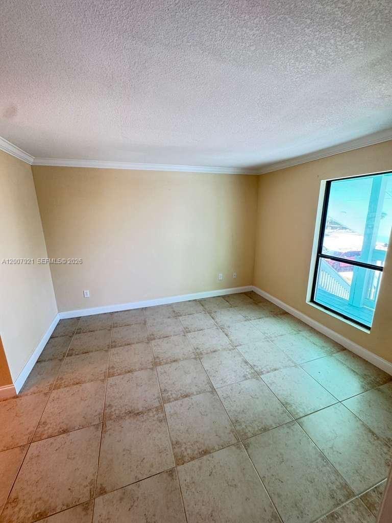 HARBOR CLUB CONDO - Residential