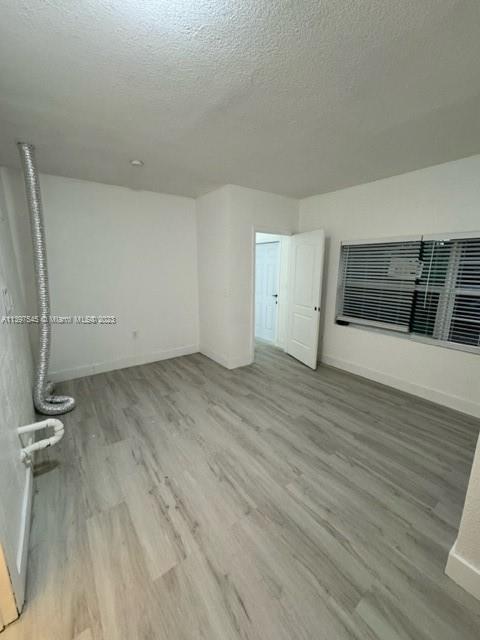 PALMLAND ESTATES - Residential Lease