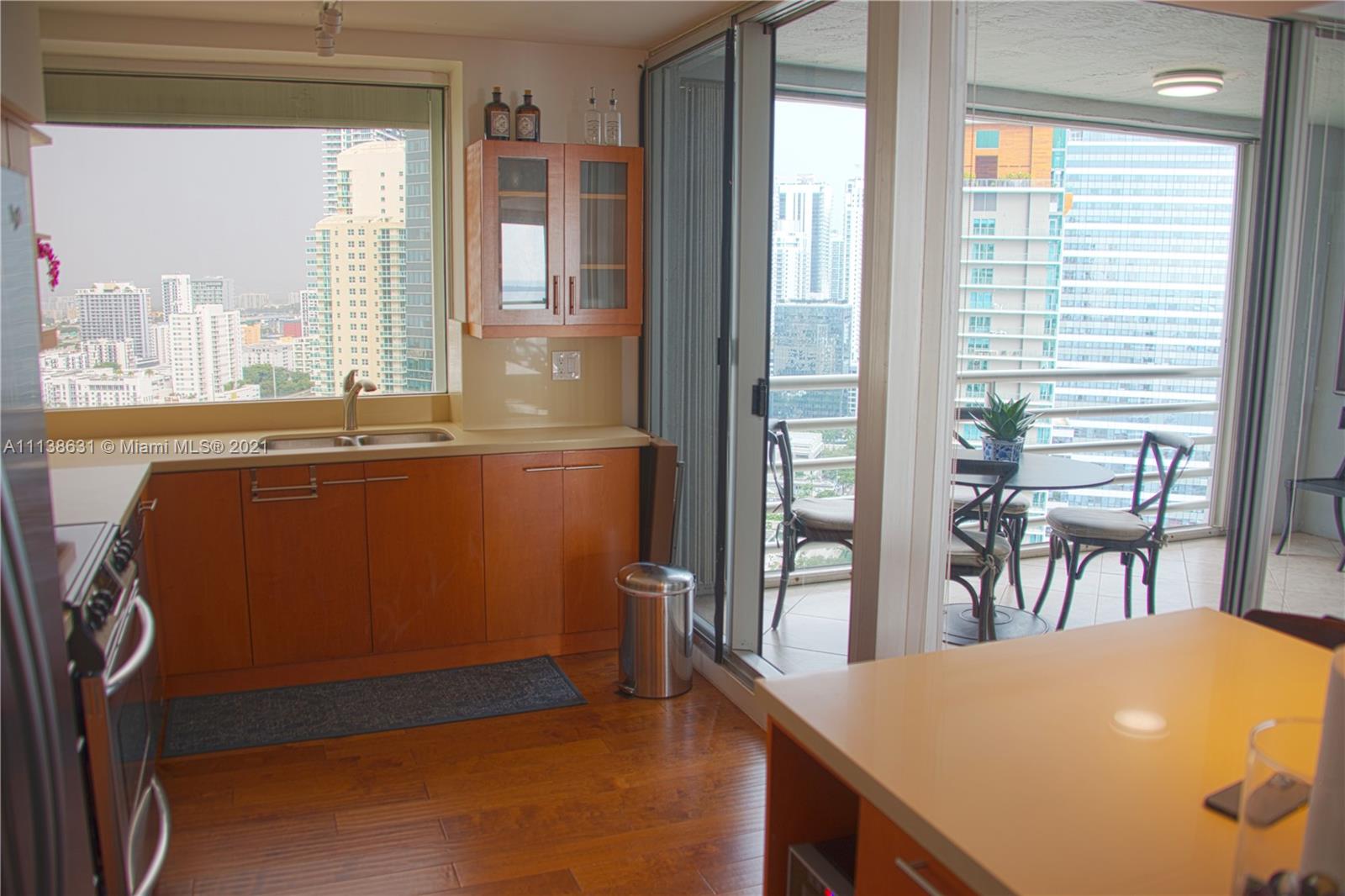 THE PALACE CONDO - Residential Lease