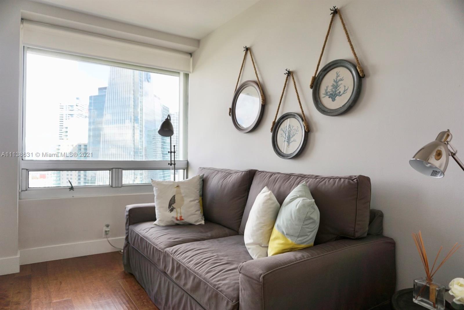 THE PALACE CONDO - Residential Lease