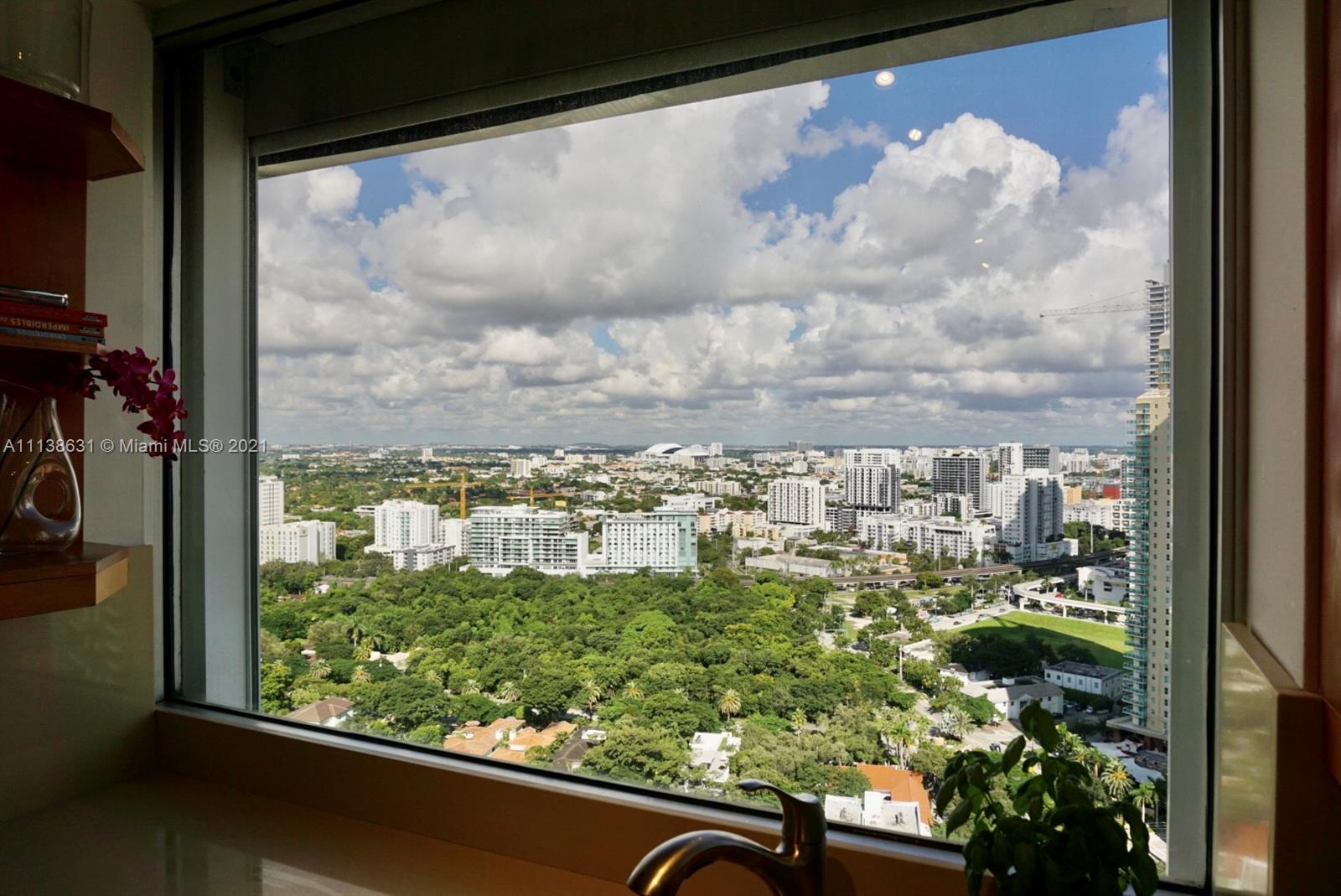 THE PALACE CONDO - Residential Lease