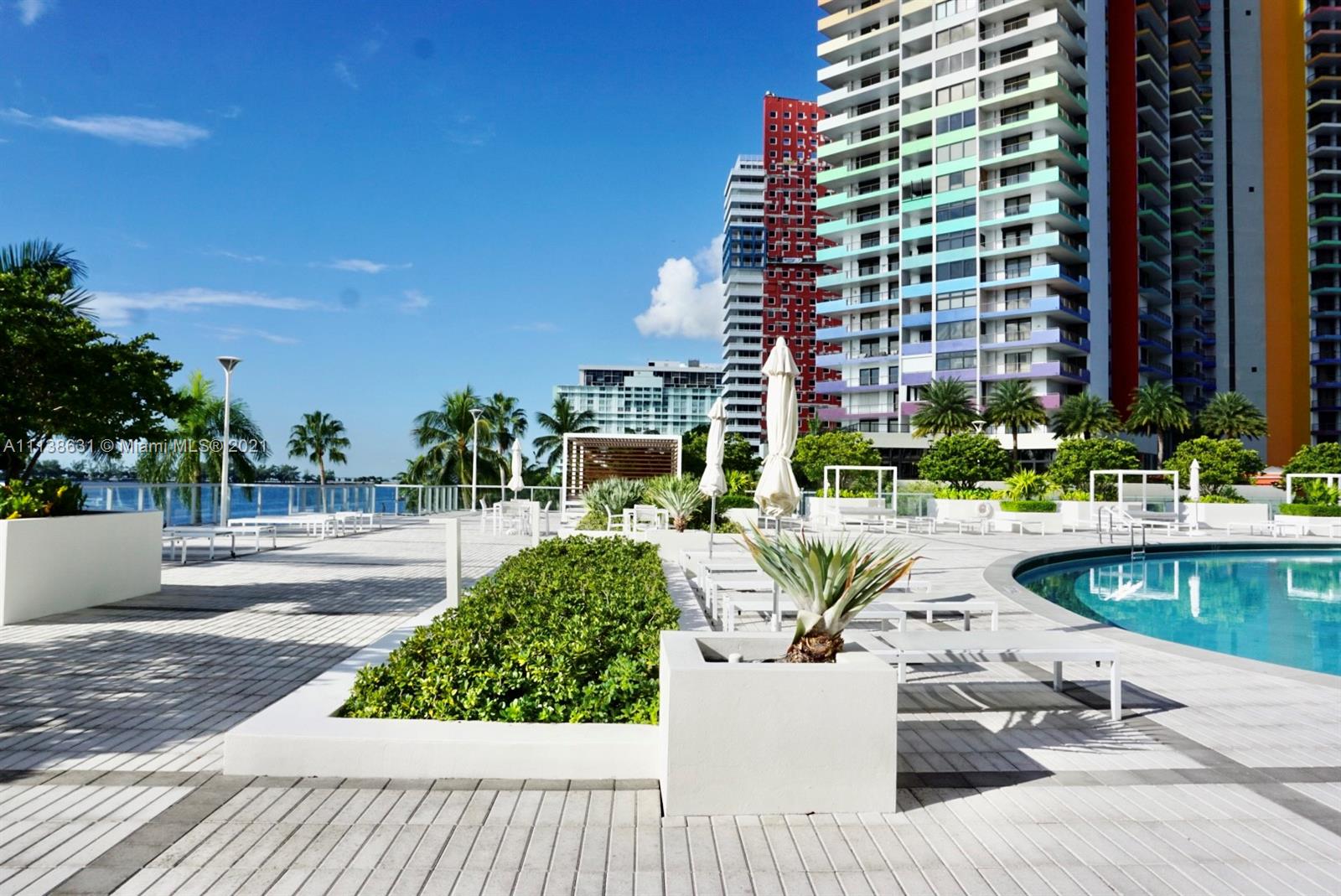 THE PALACE CONDO - Residential Lease