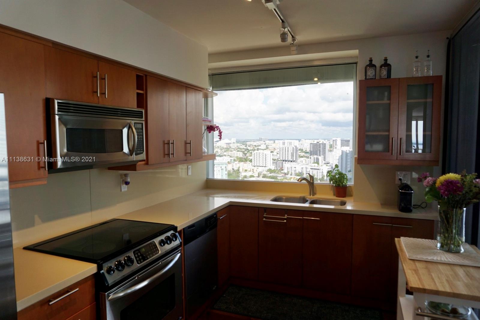 THE PALACE CONDO - Residential Lease
