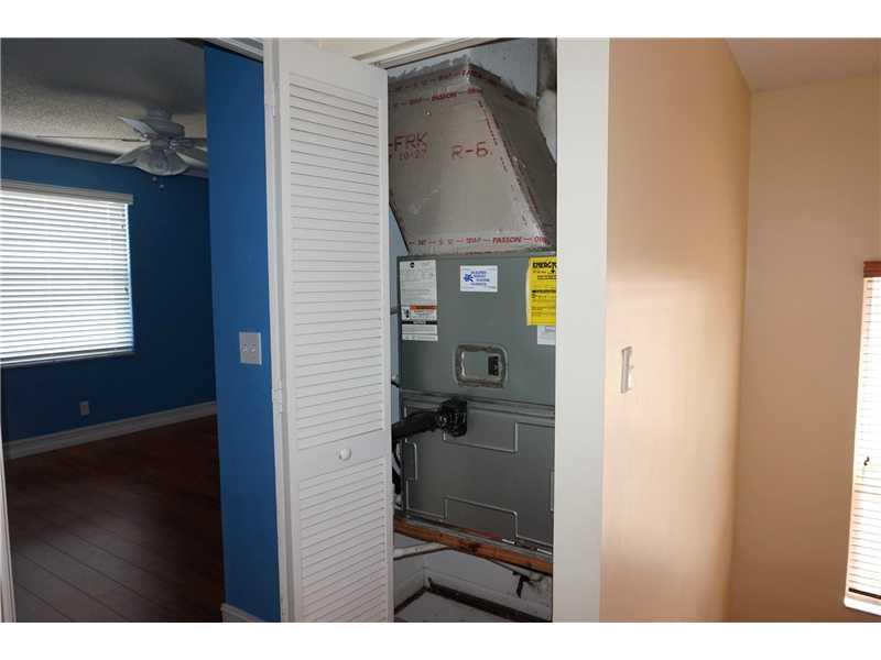 SILVER LAKES PHASE III RE - Residential Lease