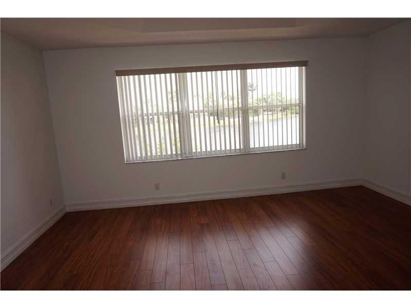 SILVER LAKES PHASE III RE - Residential Lease